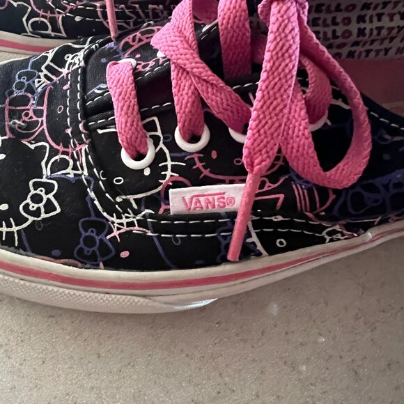 Vans Hello Kitty Shoes Women’s Size 7 Print Sneakers - Picture 5 of 6